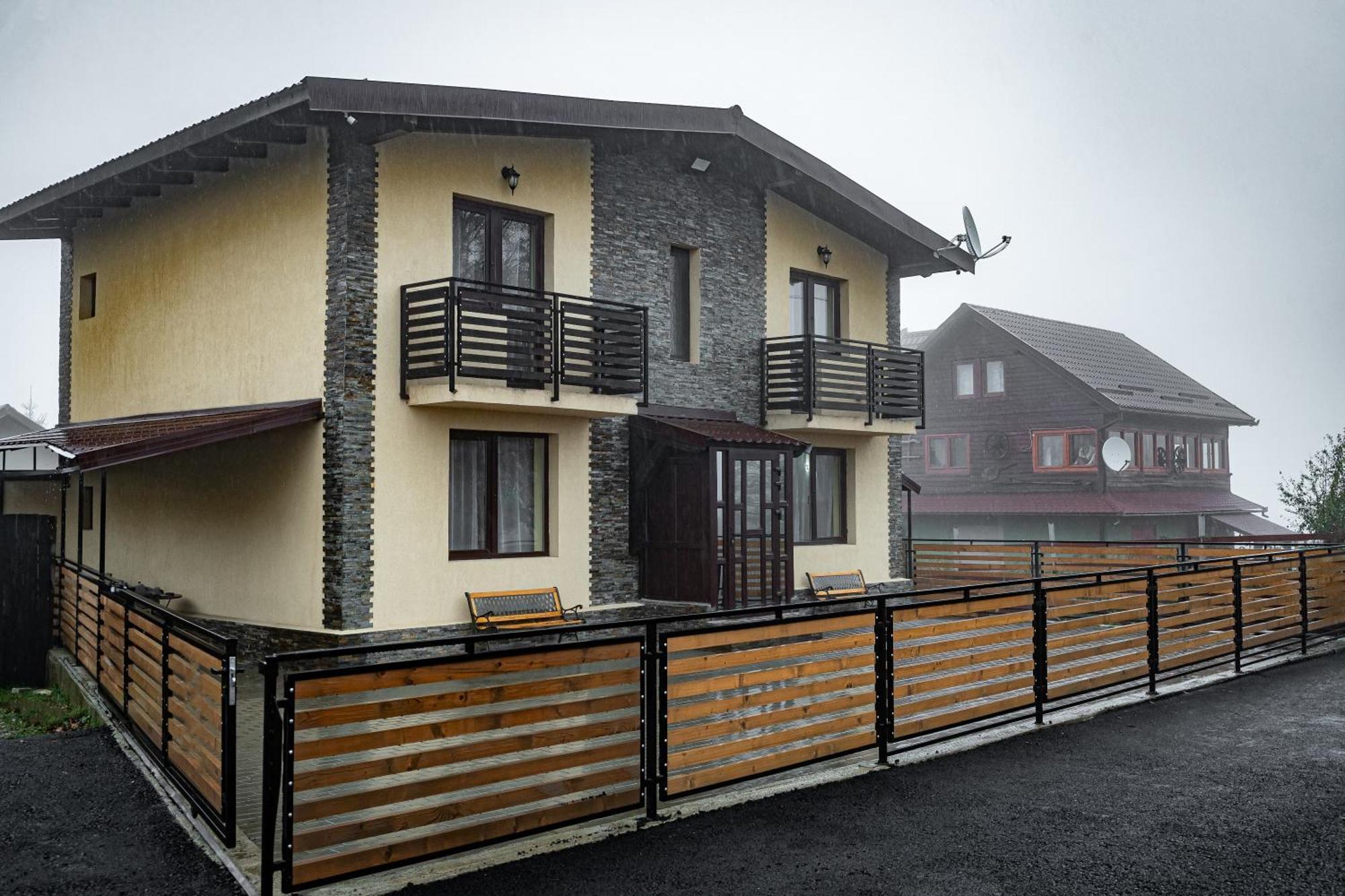 Villa Wild Petrosani Exterior photo